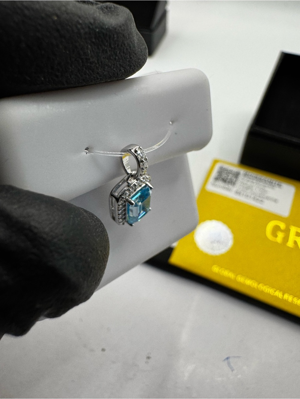 Aquamarine Moissanite Emerald-Cut Pendant Necklace - GRA Certified - Picture 6 of 7